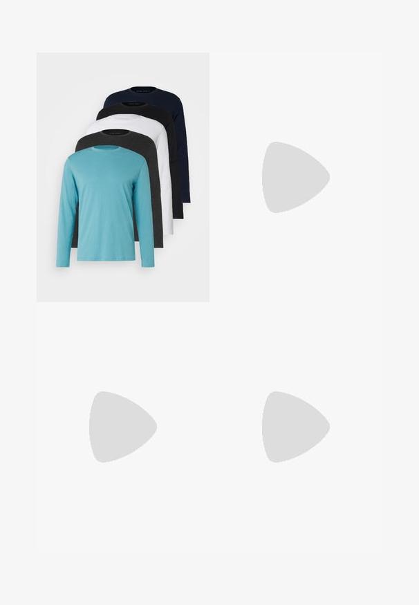 Pięć koszulek z długim rękawem w rzędzie: turkusowa, czarna, biała, ciemnoszara i granatowa. Miękka tkanina, okrągły dekolt i standardowy krój.; Jasnoszare szorty wykonane z teksturowanego materiału. Posiadają regulowany pas ze sznurkiem i małe logo po lewej stronie.; Czarny skórzany mokasyn z frędzelkowymi akcentami, z masywną czarną podeszwą i żółtym przeszyciem wzdłuż krawędzi. Teksturowane wykończenie.; Trójwarstwowy naszyjnik ze srebrnego metalu z eleganckimi, elastycznymi łańcuszkami o delikatnym połysku, zapinany na karabińczyk i regulowany.