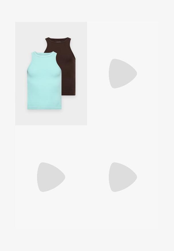 Deux débardeurs ajustés : un bleu clair, un marron foncé. Fabriqués en coton extensible, avec une texture lisse et un design sans manches.; Shorts cargo beiges en tissu durable, comportant de multiples poches, une poche latérale zippée et des détails cousus. Ceinture standard avec bouton.; Des chaussures de sport blanches avec des superpositions texturées, une semelle épaisse et des accents gris. Portées avec des chaussettes blanches et des shorts verts sur une surface bleue.; Lunettes de soleil noires de forme rectangulaire, verres foncés, accents argentés aux tempes et finition mate sur la monture.