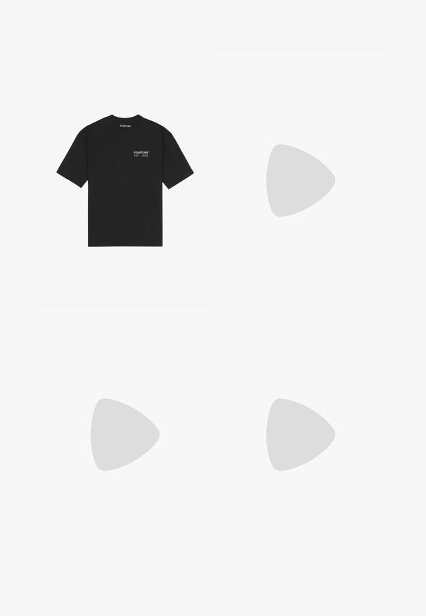 Tricou din bumbac negru, cu guler rotund, mâneci scurte și un logo alb imprimat pe piept. Design simplu, cu o croială lejeră.; Pantaloni Nike cu o secțiune superioară de culoare violet deschis, o secțiune inferioară de culoare bleumarin închis, talie elastică cu șnururi și buzunare laterale cu fermoar negre.; Adidași negri cu talpă joasă, cu șireturi și cusături albastre, asortați cu o pereche de pantaloni largi bej, stând pe un covor albastru.; Ochelari de soare cu un cadru metalic argintiu, lentile nuanțate de gri și un design aerodinamic, cu colțuri ascuțite și brațe subțiri.