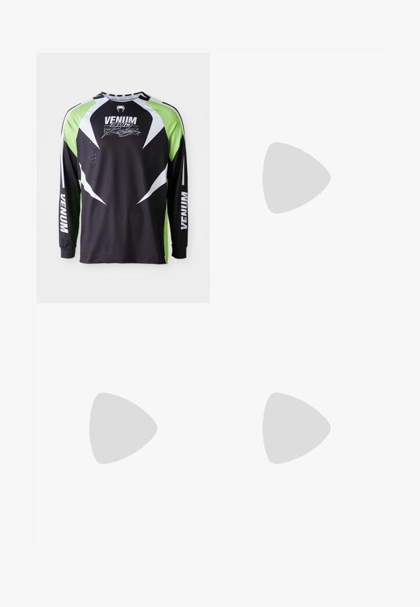 T-shirt de sport à manches longues noir, blanc et vert fluo avec le logo "Venum" et un motif de serpent, ainsi qu'une ventilation perforée sur la zone du torse avant.; Shorts de sport noirs en tissu lisse et extensible. Dotés d'une taille large avec logo et de coutures plates pour le confort et la durabilité.; Baskets hautes grises avec panneaux en maille, suède texturé, bout arrondi et semelle en caoutchouc ; arbore un logo blanc sur le côté.; Gants de boxe blancs en cuir synthétique texturé, avec des accents dorés, une bande Velcro et des trous de ventilation sur la paume.