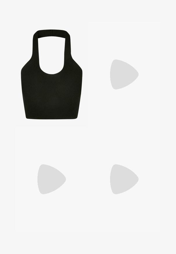 Top corto nera a costine con scollatura rotonda e spalline spesse, caratterizzato da un tessuto a maglia testurizzato per una maggiore elasticità e comfort.; Leggings viola a coste con vita alta, forma aderente e tessuto testurizzato. Presentano una finitura liscia e, alla caviglia, una chiusura a punta.; Scarpa sportiva in bianco e nero con tomaia testurizzata, design geometrico e suola resistente con schemi di trazione pronunciati.; Occhiali da sole neri rettangolari con lenti scure e montatura spessa opaca. Le asticelle sono leggermente affusolate con una texture liscia.