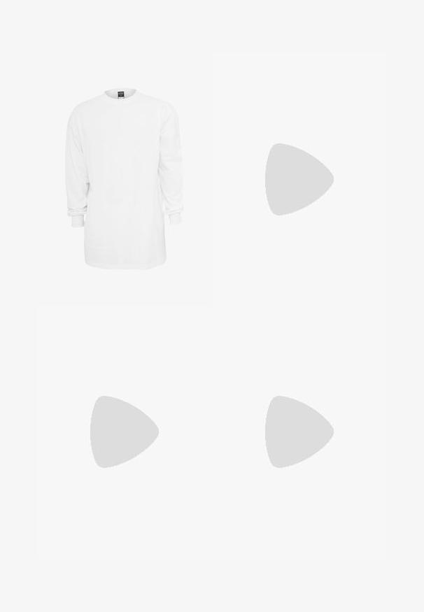 T-shirt en coton blanc à manches longues, avec un col rond, une coupe ample et des poignets côtelés. Design uni, sans graphismes ni motifs.; Carhartt WIP NASH PANT SMITH - Jean boyfriend - blue rinsed; Bottine en daim beige avec un col rembourré noir, œillets en métal doré, détails de surpiqûres blanches et semelle en caoutchouc robuste avec des crampons prononcés.; Collier en perles blanches avec des perles de taille uniforme, doté d'un fermoir en argent avec un détail décoratif. Texture lisse et design simple.