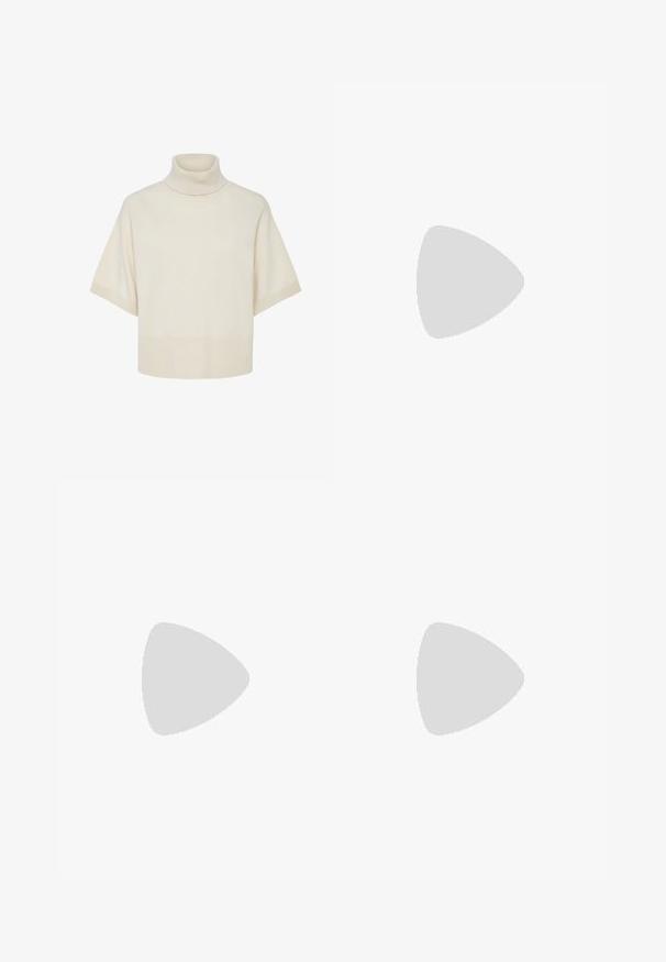 Kremna turtleneck pulover, kratki rukavi, rebrasti rubovi i donji rub, meka pletenina, širok kroj, minimalistički dizajn bez vidljivih uzoraka.; Jean hlače širokega kroja v leopardjem vzorcu iz mešanice bombaža. Opremljene so z visokim pasom, sprednjimi žepi in kontrastnim črnim in rjavim vzorcem. Ozek, raven kroj.; Temno rjava lakirana gležnjarica s teksturo krokodila, blok peto in zanko na zadnji strani, postavljena na belo ozadje.; Rjava usnjena torbica prek telesa s ukrivljeno obliko, zlate opreme in sponko. Ima odstranljiv naramni trak.