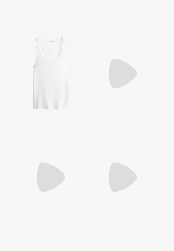 Hvid ribbet tanktop med scoop-udskæring og brede stropper. Blødt stof med en behagelig tekstur og syede kanter. Simpelt, tætsiddende design.; Kort, multifarvet sportskørt med et levende splatterdesign samt accenter og logoer. Fremstillet af letvægts, åndbart stof.; Sort og creme ultra-let sko med en overdel af ruskind, flad sål, elastiske remme og et lille logo på tåen.; Sort læder håndtaske med en buet skulderrem, glat overflade, rektangulær form, lynlåslukning og sølvfarvede metaldele.