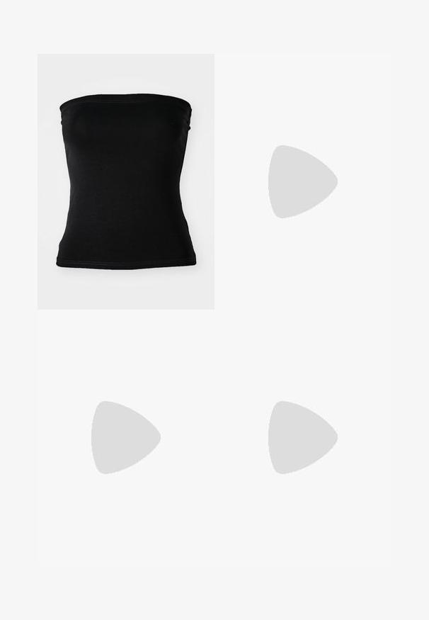 Weekday BETH TUBE - Top - black; PULL&BEAR JOGGER - BERMUDA - Jogginghose - light grey; Havaianas SLIM SQUARE LOGO METALLIC - Bade-Zehentrenner - black/silver; Collina Strada SMALL MIST BAG - Handtasche - white
