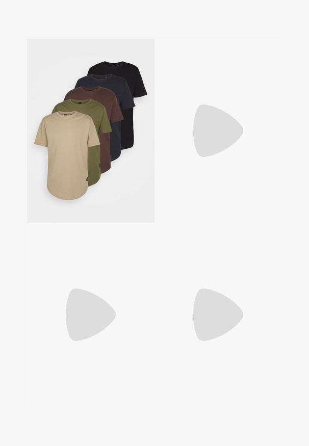 Päť tričiek usporiadaných v gradientných farbách: béžová, olivová, hnedá, tmavomodrá a čierna. Vyrobené z mäkkej bavlny s krátkymi rukávmi a okrúhlym výstrihom.; Čierne športové šortky s elastickým pásom a šnúrkou, so značným logom "JORDAN" a malou červenou ikonou.; Čierne kožené loafre s detailom na strapcoch, s masívnou čiernou podrážkou a žltým prešitím pozdĺž okraja. S textúrovaným povrchom.; Kovová retiazka na krk s predĺženými článkami v tmavej gunmetalovej farbe. Obsahuje geometrický akcent a uzáver s detailom značky.