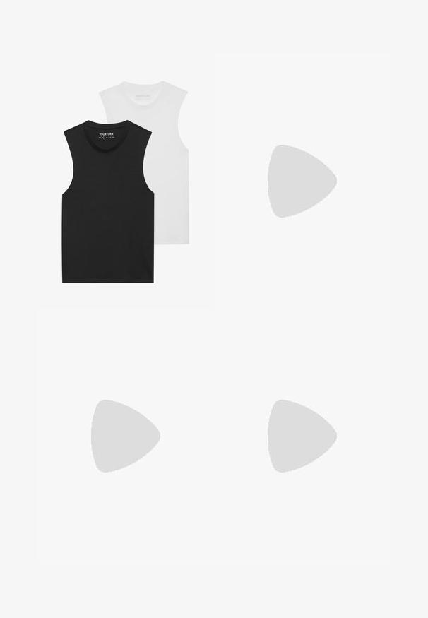 Zwei ärmellose T-Shirts, eines schwarz und eines weiß, mit Rundhalsausschnitt und weichem Baumwollstoff. Jedes hat einen schlichten geraden Schnitt.; Braune Cordhosen mit geradem Schnitt, Knopfverschluss und aufgekrempelten Säumen, die eine vertikale Rippstruktur zeigen.; Schwarzer Lederschuh mit runder Spitze und vier Ösen. Verfügt über eine strukturierte Sohle und ein oranges Innenfutter. Vor einem gelben Hintergrund platziert.; Schwarze Stofftasche mit einer strukturierten, gesteppten Oberfläche. Abgerundete Form, kurze, dicke Griffe und eine weiche, flexible Struktur.