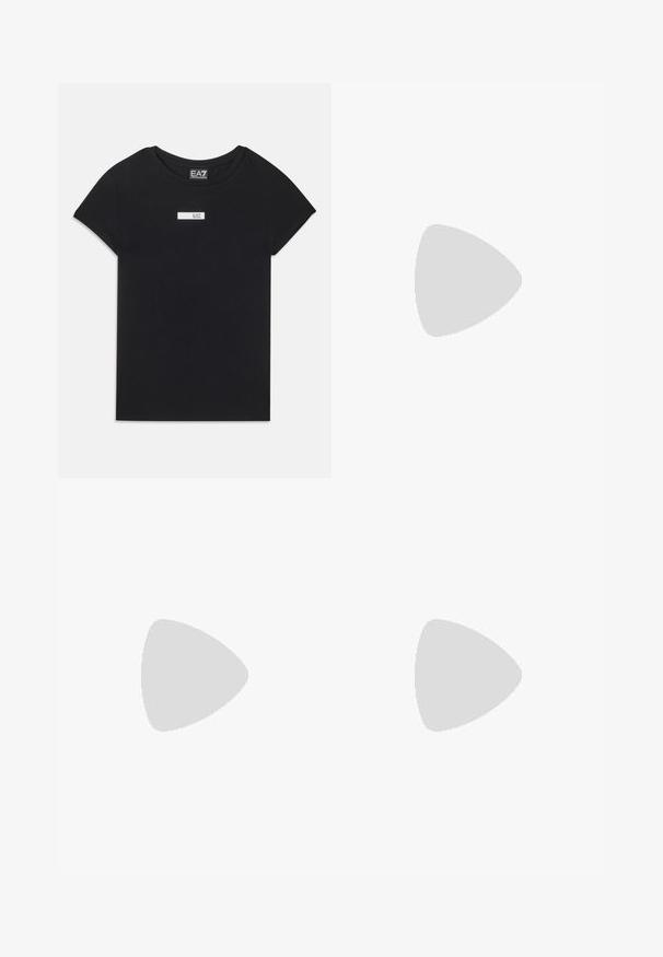 Tricou negru cu mâneci scurte, fabricat din bumbac, având un patch rectangular alb cu logo-ul "EA7" pe zona pieptului.; Fustă din denim de culoare albastru mediu, cu o croială dreaptă, închidere frontală cu nasturi, design cu cinci buzunare și o textură ușor decolorată.; Cizme negre din piele până la genunchi cu o textură netedă, vârf pătrat, toc bloc și tab pentru tragere pe lateral, având detalii de cusătură minime.; Geantă din piele neagră în stil bucket, cu un finisaj texturat, accente din metal auriu și un compartiment deschis. Dispune de o mânere scurtă și un curea de umăr ajustabilă.