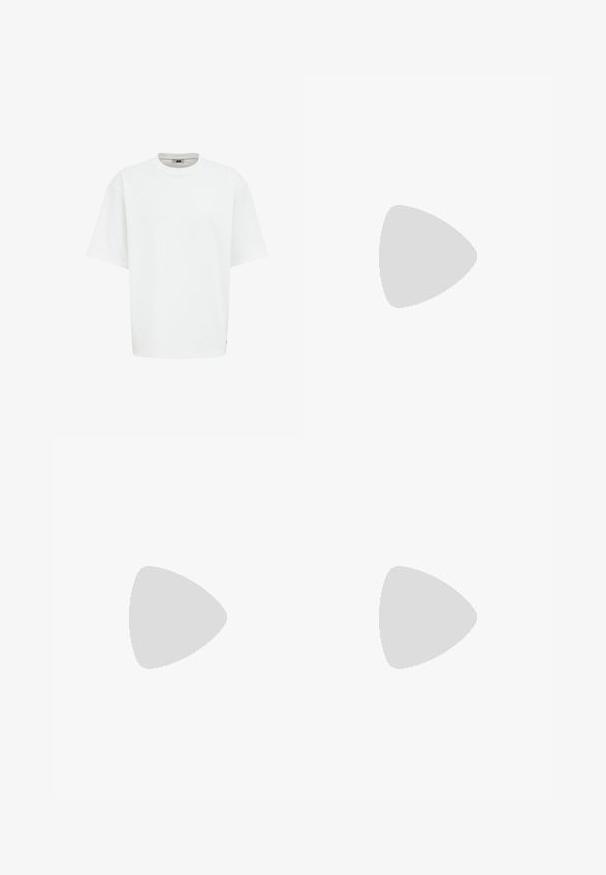 Balta īsām piedurknēm T-kreklā ar apaļu apkakli, izgatavota no gludas auduma, ar brīvu piegriezumu un smalku logo birku sānos.; Tumši zili džinsi ar augstu jostasvietu, taisnu kāju dizainu, kontrastējošām šuvēm un kabatām priekšā.; Brūni ādas loafers ar dekoratīvu šuvumu un teksturētu purngalu. Zole ir izstrādāta ar izturīgu dizainu, nodrošinot saķeri un ilgnoturību.; Hawkers PARLAY - Saulesbrilles - black