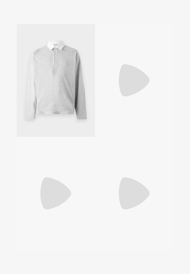 Tricou polo gri deschis cu mânecă lungă, confecționat dintr-un material moale, având un guler alb și o închidere cu patru nasturi. Textură netedă, design casual.; Jachetă din candaș maro cu petice contrastante de culoare maron închis, tricou alb dedesubt, blugi albaștri largi și adidași albi.; Adidas de alergare gri și negru, cu amortizare vizibilă sub talpă, asemănătoare unui arc, și un logo swoosh alb pe lateral.; Geantă de umăr neagră, realizată dintr-un material texturat, cu un design diagonal, curea ajustabilă și închideri cu șnur pe părțile laterale.