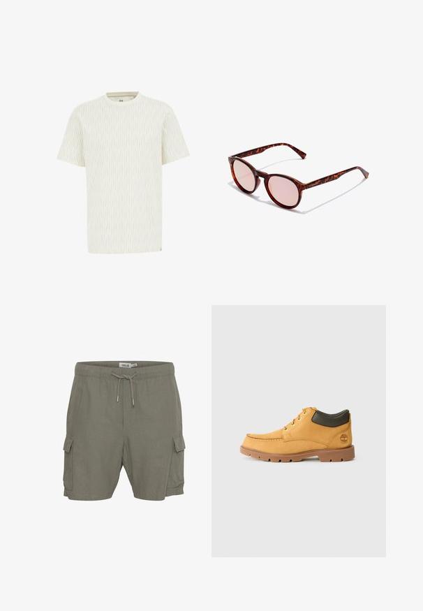 Cremfarbendes T-Shirt mit kurzen Ärmeln und vertikalen, feinen Streifen. Rundhalsausschnitt, weicher Stoff, lässige Passform, dezente Textur und ohne sichtbare Logos oder Beschläge.; Cargo-Shorts aus olivgrünem Stoff, mit einem Kordelzugbund, Seitentaschen und einem leichten, strukturierten Material.; Gelbes Leder-Schuhwerk mit brauner Gummisohle, runder Zehenpartie und grünem Lederdetail am Knöchel. Verfügt über goldene Ösen und Nähakzente.; Runde Sonnenbrillen mit einem Schildpatt-Muster, braunen Rahmen und rosa getönten Gläsern. Sie verfügen über schlanke Bügel und eine subtile Markengravur.