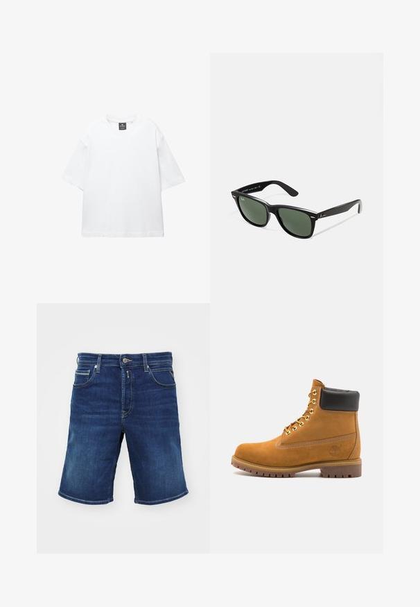 Bílý krátký rukáv tričko vyrobené z bavlny, s kulatým výstřihem a volným střihem se rovním lemem. Bez vzorů nebo zdobení.; Džínové kraťasy tmavě modré barvy, s knoflíkovým zapínáním, pěti kapsami a rovnými nohavicemi. Středně těžká látka s mírným vyblednutím.; Hnědé semišové kotníkové boty s černým polstrovaným límcem, zlatými kovovými očky, bílým prošíváním a odolnou gumovou podrážkou s výraznými drážkami.; Černé plastové sluneční brýle se zelenými skly, čtvercové obroučky, stříbrný detail na obočí a texturované stranice. Značka uvedená na vnitřní straně stranic.