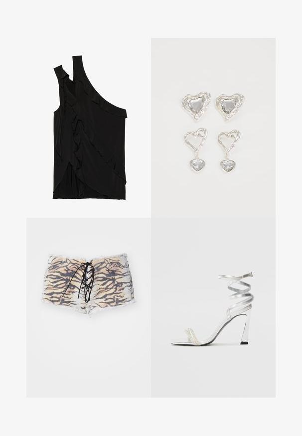 Asimetrična črna majica iz mehkega materiala s čipkami ob strani in enim naramnicom. Gladka tekstura z drapiranimi oblikovalskimi elementi.; Šorts z vzorcem tigra, izdelan iz jeansa z raztrganim robom, z črno vezanjem spredaj in toniranjem šivov. Barvna paleta vključuje bež in črno.; Srebrna visoka sanda s sijočim dizajnom trak, ki vsebuje akcent v obliki bisera in spiralno pašček okoli gležnja za varen oprijem.; Srebrni uhani v obliki srca vsebujejo fasetirane prosojne kamne ter teksturiran okvir. Komplet vključuje stenske in viseče sloge.