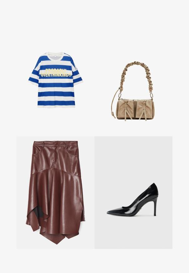 Pamukasta majica s plavim i bijelim horizontalnim prugama. Ima podebljani žuti natpis "PROBABILNO PREMIŠLJAM" i grafiku nasmijanog lica. Kratki rukavi.; Smeđa umjetna kožna suknja s lepršavim, asimetričnim rubom, s dva prednja džepa i glatkom, sjajnom teksturom.; Crni lakirani kožni čizme s uskim potpeticama i izduženim nosom na jednostavnoj bijeloj pozadini.; Bež suđena torba s naboranom tkaninom za ručku, dva prednja džepa s zateznim zatvaračima i suptilnim teksturama.