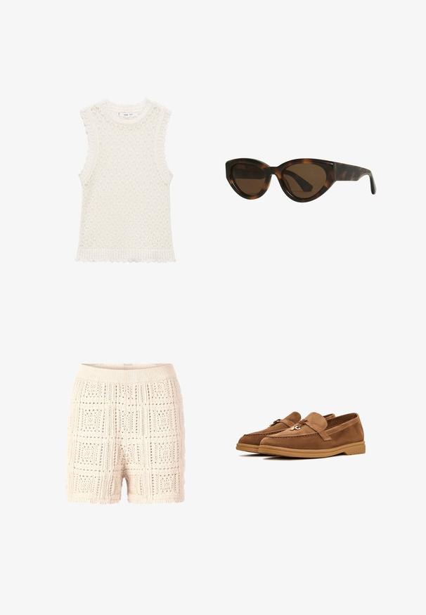 Strik top uden ærmer i elfenben med et struktureret, åbent vævdesign. Bølgekanter ved armhuller og nederste kant tilfører detaljer.; Strikkede shorts i lys beige med et tekstureret, hulmønstret design. Har en ribbet talje og en bølget kant for detaljens skyld.; Brune ruskind loafers med flad sål, prydet med en dekorativ sløjfe og diskrete stikninger. Rund tå-design.; Skildpadde øjenkat solbriller med brune linser, der har glatte, blanke plastrammer og et slankt design. Ingen synlige logoer eller accenter.