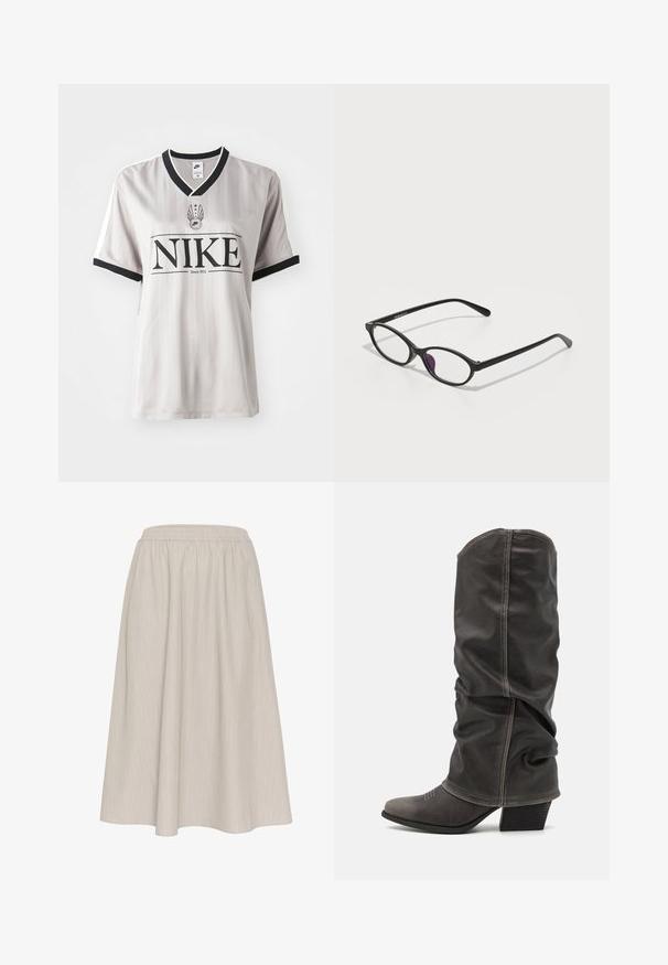Maglia Nike a righe grigie con colletto a V nero, con un logo nero prominente e dettagli bianchi sulle maniche.; Gonna leggera beige, lunghezza alla caviglia, con una cintura elastica. Presenta righe verticali e un tessuto fluido e testurizzato.; Stivali in pelle grigia al polpaccio con un design morbido, punta affilata e tacco impilato. Dettagli di cucitura evidenti nell'area della punta.; Occhiali da vista in plastica nera dalla forma ovale, con lenti trasparenti e un accento viola sulla lente sinistra. Design elegante e minimal.