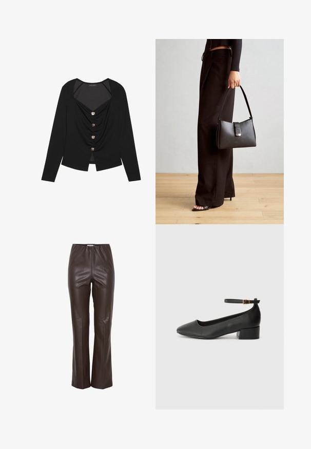 Schwarzes langärmliges Oberteil mit tiefem V-Ausschnitt, gerafftem Vorderteil und fünf silberfarbenen Knöpfen. Glatter Stoff, cropped Saum.; Braune Kunstlederhosen mit glatter Textur, elastischem Bund und einer figurbetonten Passform, die an den Knöcheln leicht ausgestellt ist.; Schwarze Lederpumps mit spitzem Zehenbereich und niedrigem Blockabsatz. Mit einem Knöchelriemen und einer goldfarbenen Schnalle. Glatte Textur.; Schwarze Handtasche mit strukturierter Form, glatter Textur und einem metallischen Verschluss. Kombiniert mit weiten schwarzen Hosen und offenen Sandalen auf einem Holzboden.