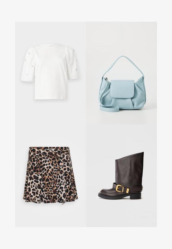 Biela bavlnená tričko s krátkymi volánovými rukávmi, zdobené malými striebornými ozdobami pozdĺž rukávov. Klasický okrúhly výstrih, voľný strih.; Sukňa s leopardím vzorom s rozšíreným strihom, obsahujúca odtiene hnedej a čiernej farby na svetlom pozadí. Mäkká tkanina s hladkým povrchom.; Tmavo hnedá kožená čižma po členky s čiernou podrážkou, nízkym podpätkom a dekoratívnym zlatým prackovým pásom okolo členka, zobrazená zo strany.; Svetlomodrá kožená kabelka s hornou rukoväťou, prednou klopou a odnímateľným zápästným popruhom na bielom pozadí.