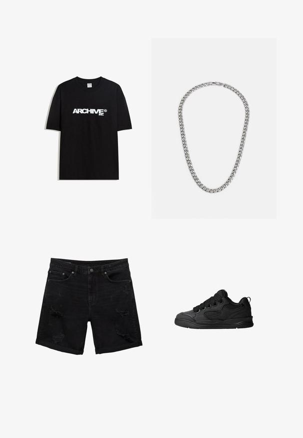 Fekete pamut póló, fehér "ARCHIVE inc." logóval a mellkasán, rövid ujjakkal és kerek nyakkivágással.; Fekete farmer rövidnadrág laza szabással, kopott részletekkel, öt zsebes kialakítással és felgöngyölt szegéllyel.; Fekete sportcipő texturált felsőrésszel, fűzőkkel, légáteresztő hálós részletekkel, párnázott bokarésszel és tartós talppal.; Az ezüst lánc nyaklánc összekapcsolt karikákból áll, sima felülettel és kapcsos záródással. A kialakítása egyenletes és kissé vastag.