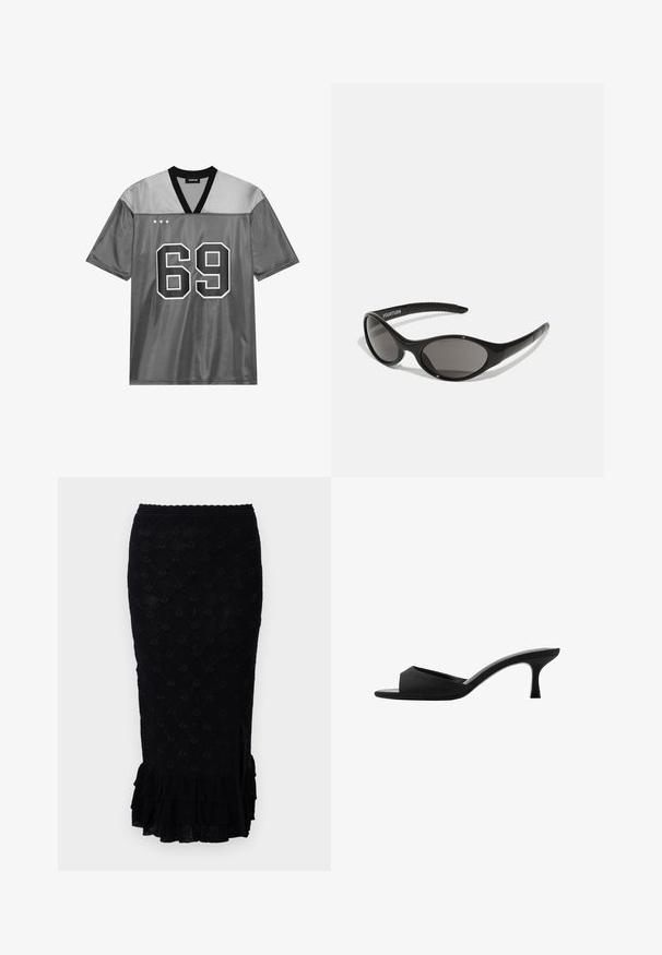 Graues Sporttrikot aus glänzendem Netzmaterial. Mit einem schwarzen V-Ausschnitt, großen weißen Nummer 69 und drei weißen Sternen auf der oberen linken Seite.; Schwarzer gestrickter Rock mit einem strukturierten Rautenmuster, einem gewellten Saum und einem seitlichen Schlitz. Das Material wirkt weich und leicht durchsichtig.; Schwarze Absatzmules mit einer breiten, offenen Zehenpartie und einem geschwungenen Oberteil. Hergestellt aus strukturiertem Stoff, mit einem schlanken Absatz und einer glatten Sohle.; Schwarze Sonnenbrille mit ovaler Form und dunklen Gläsern. Schlanker Kunststoffrahmen mit strukturierten Akzenten an den Bügeln. Branding an der Seite.; Schwarze Patentleder-Handtasche mit schimmerndem silbernen Kettenhenkel, mit dekorativen Riemen und Metallösen. Schlanker, geschwungener Schnitt.