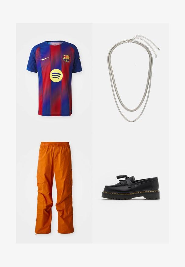 Camiseta del FC Barcelona con rayas verticales azules y rojas, logo de Nike y gráfico de Spotify en el centro. Fabricada con tejido transpirable.; Pantalones cargo naranjas con cintura elástica, que cuentan con bolsillos laterales y un corte relajado. Fabricados en una tela ligera, con una textura suave.; Mocasín de cuero negro con un acento de borlas, que presenta una suela gruesa negra y costuras amarillas a lo largo del borde. Acabado texturizado.; Collar de metal plateado de tres capas que presenta cadenas flexibles y elegantes con un ligero brillo, asegurado con un cierre de langosta y cadena ajustable.