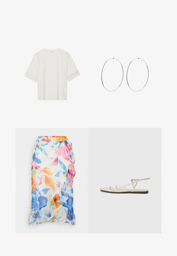 Hvid kortærmet t-shirt lavet af bomuld, med dekorativ blondekant langs ærmerne og en rund halsudskæring.; Blomstret omslagskjørt i let, gennemsigtig stof. Har livlige, multikolorede blomster, volangkant og en kontrasterende orange talje.; Beige flad sandal med flere slanke stropper og en justerbar spænde. Sålen er flad med en let mørkere kontrast ved kanten.; Sølvøreringe med en glat, rund design og en poleret overflade. De er tynde og lette, og har en simpel lås.