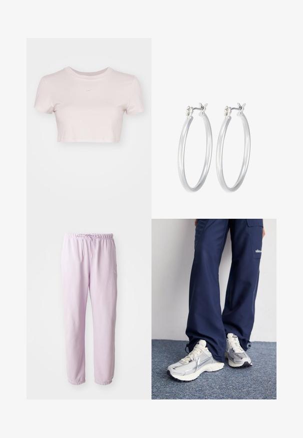 Geknipte T-shirt in lichtroze, gemaakt van zachte stof. Heeft een ronde hals en korte mouwen met een klein wit Nike-logo op de borst.; Lichtroze joggingbroek met een elastische tailleband, aantrekkoord en taps toelopende benen. Heeft een klein wit logo aan de voorkant. Het materiaal heeft een gladde, zachte textuur.; Nike hardloopschoenen met een zilveren mesh bovenkant, witte accenten en structuurzolen, gecombineerd met luchtige navy broeken.; Zilveren oorbellen in de vorm van een gladde, gepolijste ring. Ronde vorm met een veilige kliksluiting. Lichtgewicht ontwerp, geschikt voor dagelijks gebruik.