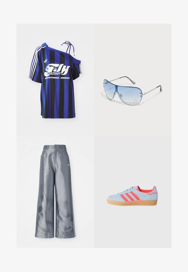 Plava i crna prugasta oversized košulja s jednim otvorenim ramenom, koja sadrži bijeli otisak teksta i tri bijele pruge na rukavu.; Hlače širokih nogavica od sjajnog sivog materijala, s bijelim bočnim prugama i uzorkom plamena na donjem dijelu nogavica. Zatvaranje na gumb i patentni zatvarač u struku.; Svijetloplavi zlatni teniskci s tri ružičaste pruge, gumeni potplat i šivane akcenti. Imaju podstavljen ovratnik i retro dizajnerske elemente.; Naočale tipa avijatičar s gradijentnim plavim staklima, okvirom od srebrnog metala i dekorativnim zvjezdastim naglascima na staklima. Glatki i elegantni dizajn.