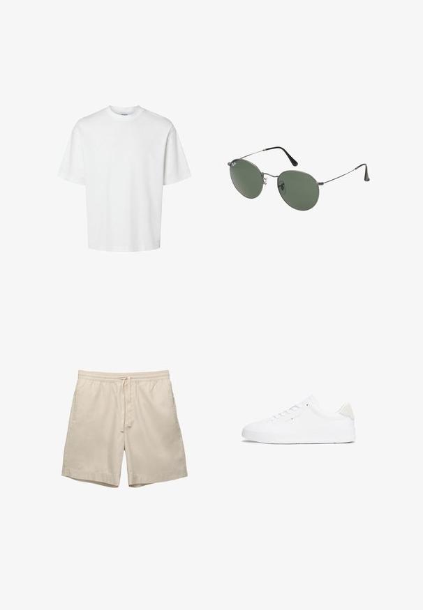 Fehér pamut póló rövid ujjakkal, kerek nyakkivágással és laza szabással. Simább textúra, látható minták vagy kiegészítők nélkül.; Beige vászon rövidnadrág elasztikus derékkal és zsinórral, két oldalzsebbel és laza fazonnal, sima textúrával.; Fehér sportcipő sima bőrből készült felsőrésszel, kerek orral, lapos talppal és minimalista dizájnnal. Diszkrét márkázással és bézs akcentussal a saroknál rendelkezik.; Fémkeretes napszemüveg ovális zöld lencsékkel. Vékony ezüst színű fémkeret és fekete fülrész. Minimalista dizájn, látható logók nélkül.