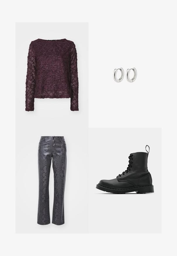 Pitkähihaine puolipelkkä paita syvässä purppurassa, jossa on teksturoidun kuvion kiiltävät yksityiskohdat. Suora helma ja leveä kaula-aukko.; Väärennösnahkasta valmistetut housut tummanharmaalla käärmeennahkakuviolla. Ominaisuuksiin kuuluu etupainike, suorat lahkeet ja klassinen viisi-taskumalli.; Musta nahkasaapas taisteluun, jossa on pyöreä kärki, nauhakiinnitys etuosassa ja vetolenkki nilkassa. Varustettu paksulla kumipohjalla kestävyystä varten.; Hopehope hopehope ni polido, yenye muundo wa duara na viungio visivyo na seams, vinavyoonyesha uso laini.