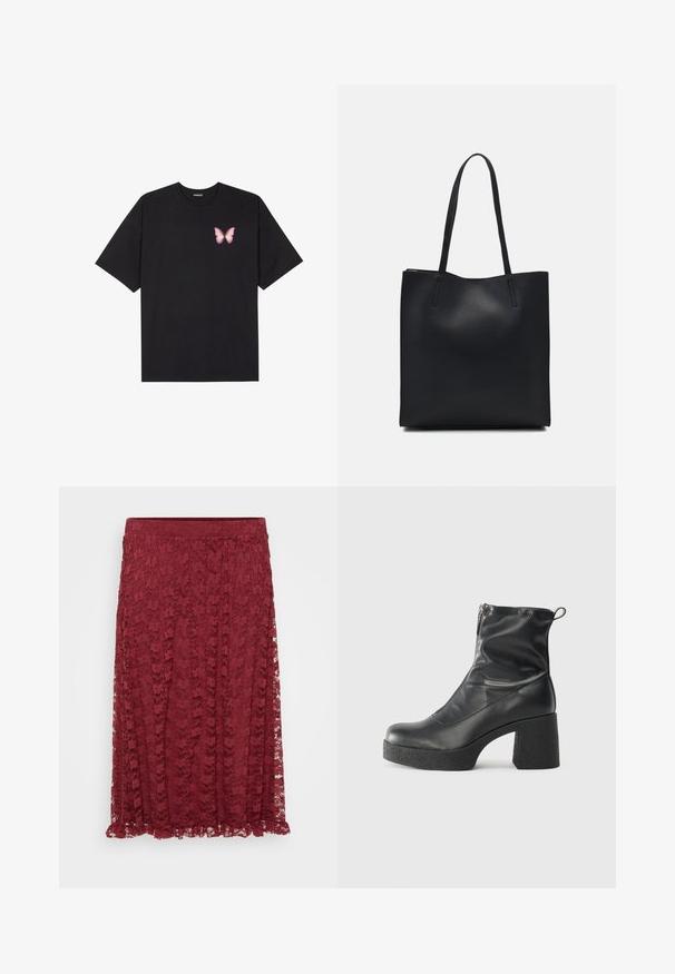 Fekete pamut póló rövid ujjakkal, bal mellkason egy kis rózsaszín pillangó grafikával. Kerek nyakú kialakítás, laza fazonnal.; Burgundi csipke szoknya virágmintával, félig áttetsző anyagból és fodros szegéllyel. A rugalmas derékpánt kényelmet és rugalmasságot biztosít.; Fekete bokacsizmák sima bőrből, oldalsó cipzárral, vastag, texturált sarkú és lekerekített orrú dizájnnal.; Fekete bőrtáska sima felszínnel, téglalap alakú, két hosszú füllel. Nincs látható fémkiegészítő vagy díszítés.