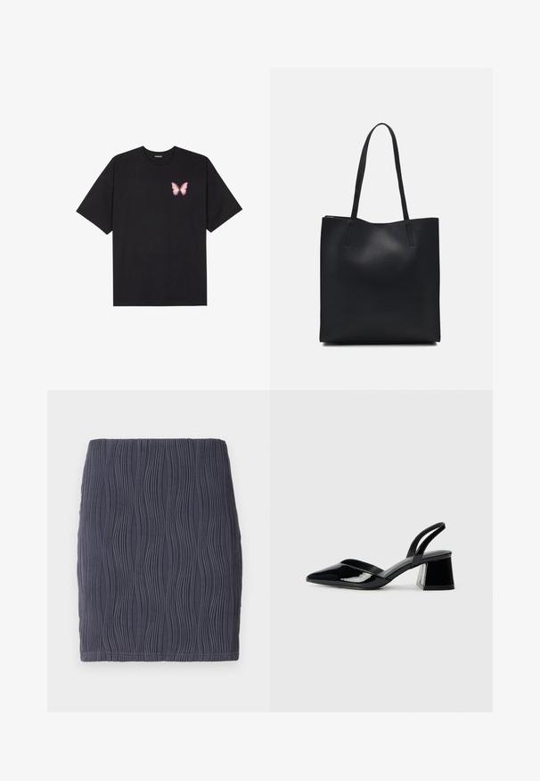 T-shirt de algodão preto com mangas curtas, apresentando um pequeno gráfico de borboleta rosa no lado esquerdo do peito. Design de gola redonda com um corte solto.; Saia mini ajustada em cinza escuro com um padrão texturizado em forma de onda e um acabamento suave. Projetada com uma bainha simples e reta.; Sandy em verniz preto com salto slingback, ponta afilada e salto geométrico. Apresenta um design elegante e minimalista com textura suave.; Bolsa tote preta em couro com textura lisa, forma retangular e duas alças longas. Sem hardware ou enfeites visíveis.