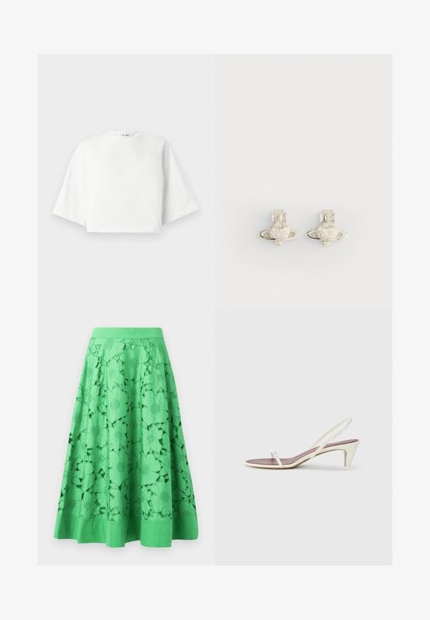Fehér, rövidített póló laza fazonnal, széles rövid ujjakkal, kerek nyakkal és oldalsó hasítékokkal, puha pamut anyagból készült.; Zöld szoknya virágos kivágásos mintával, sima textúrával és szűk derékkal. Az alja egyszínű és enyhén bővül.; Fehér, pántos szandál enyhe sarokkal, vékony pántokkal és sima bőr textúrával; kis díszítő csattal rendelkezik.; Ezüst fülbevalók, szív alakú formával, kör alakú gyűrűvel, apró, tiszta kövekkel díszítve és részletes keresztjel akcentussal.