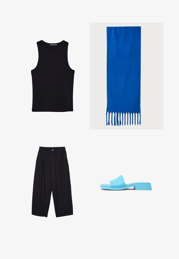 Canotta nera in cotone, caratterizzata da un colletto rotondo e ampi giromanica. Texture liscia con orli cuciti. Design classico e minimalista.; Pantaloni culotte neri in poliestere con una cintura elastica, due pieghe frontali e una silhouette ampia. Nessun motivo visibile o dettagli in metallo.; Infradito blu in plastica con una larga fascia, suola piatta e un tacco basso. Finitura liscia e lucida con un design minimalista.; Sciarpa blu con frange, realizzata in tessuto morbido; presenta un colore uniforme con una superficie testurizzata e frange tagliate in modo uniforme nella parte inferiore.; Borsa hobo nera in pelle con una superficie liscia, forma curvata e una singola tracolla regolabile; presenta un'ampia apertura nella parte superiore.