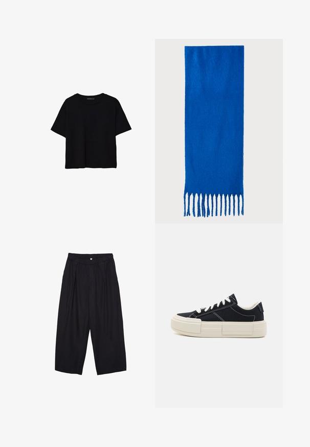 Černé krátké tričko s krátkým rukávem a kulatým výstřihem, jednoduchý design, položeno na bílém pozadí.; Černé polyesterové culotte kalhoty s elastickým pasem, dvěma předními sklady a volným siluetou. Žádné viditelné vzory ani kovové detaily.; Černé plátěné tenisky s bílými tkaničkami a prošitím. Mají masivní, texturovanou bílou podrážku s jedinečným segmentovaným designem.; Modrý šátek s třásněmi vyrobený z měkké tkaniny; má jednobarevný vzhled s texturovaným povrchem a rovnoměrně střiženými třásněmi na spodní straně.; Černá kožená kabelka se strukturovaným designem, horním uchopením a zlatým kovovým zapínáním na přední straně. Hladký povrch, minimální švy.