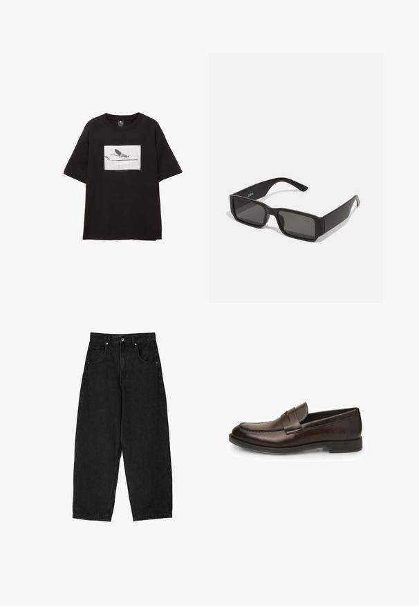Zwarte katoenen T-shirt met korte mouwen, met een witte rechthoekige afbeelding van een vlieg op een dunne lijn, minimale branding onder het beeld.; Zwarte denim pijpenbroeken met een hoge taille, voorzien van vijf zakken, een ritssluiting en een metalen knoopsluiting. Zachte textuur, minimale details.; Bruine leren instappers met een gladde textuur, ronde neus en stikdetails. Voorzien van een lage, gestapelde hak en een instapontwerp.; Zwarte zonnebril met rechthoekige lenzen, matte plastic montuur en rechte randen. Bevat het merkteken op de binnenarm.