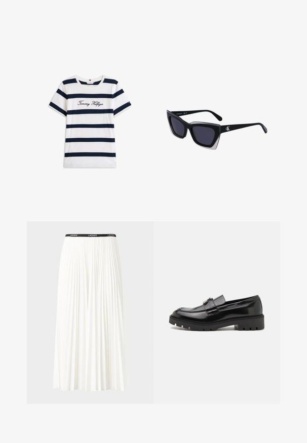 Katoenen T-shirt met horizontale marineblauwe strepen op een witte achtergrond. "Tommy Hilfiger" geborduurd in cursieve letters op de borst. Ronde hals.; Plisséminirok in het wit met een zwarte elastische tailleband met het "LACOSTE"-logo. Middellange ontwerp met een zachte textuur.; Calvin Klein Jeans COMBAT LOAFER - Instappers - triple black; Zwarte oversized zonnebril met een geometrische vorm, voorzien van donkere glazen en een contrasterend grijs detail op het montuur. Logo op de arm.