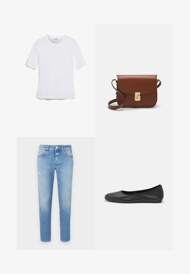 Bílá tričko s krátkým rukávem vyrobené z žebrované tkaniny. Kulatý výstřih, normální střih a jemné detaily šití. Bez vzorů nebo grafik.; Světle modré džíny s úzkým střihem, se zapínáním na knoflík, mírným opotřebením a tradičním pěti kapsovým designem.; Černé kožené baletní byty s kulatou špičkou, hladkou texturou, minimálními švy a flexibilním designem podrážky.; Hnědá kožená kabelka s klopou, zlatými kovovými detaily, ramenním popruhem a hladkým povrchem. Kompaktní obdélníkový tvar.