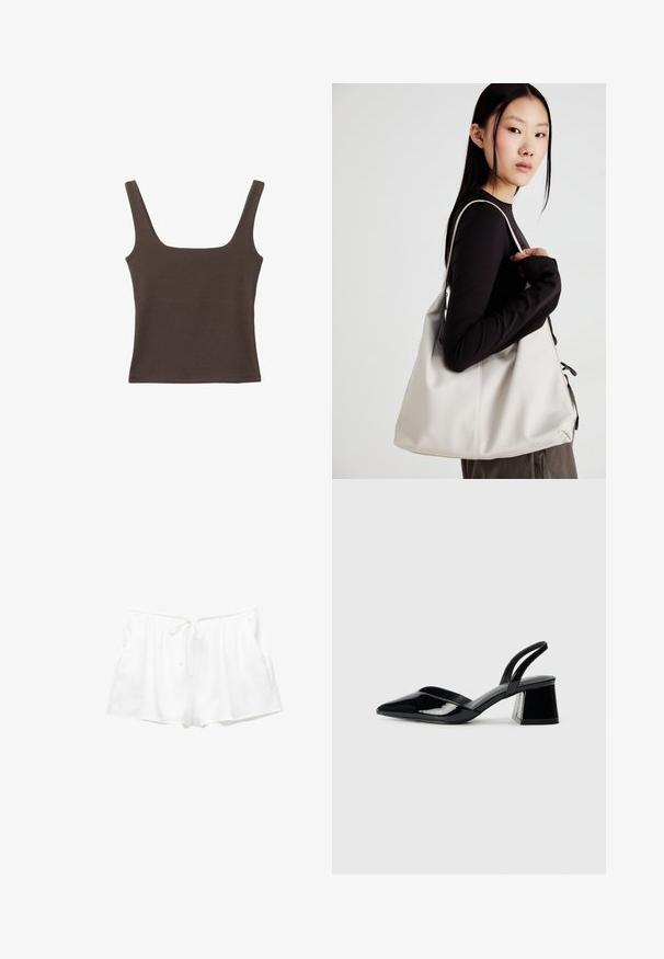 Hnedý bezrúškový top so štvorcovým výstrihom, vyrobený z mäkkého, elastického materiálu. Má priliehavý strih a ploché švy.; Biele bavlnené šortky s elastickým pásom, nastaviteľnou šnúrkou a bočnými vreckami. Mäkká textúra a jednoduchý dizajn s voľným strihom.; Čierne lakované kožené sandálové podpätky s špicatou špičkou a geometrickým blokovým podpätkom. Disponujú elegantným, minimalistickým dizajnom a hladkým povrchom.; Béžová kabelka vyrobená z mäkkého materiálu, s uvoľneným dizajnom, prišitými detailmi a dvoma popruhmi na nosenie na pleciach. Vhodná na každodenné nosenie.