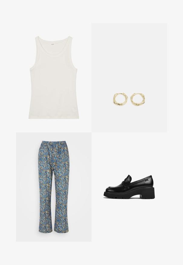 Bela bombažna majica brez rokavov z širokim izrezom in tankimi naramnicami. Gladka tekstura brez vidnih vzorcev ali okraskov.; Hlače z modrim cvetličnim vzorcem, izdelane iz lahkotnega materiala, z elastičnim pasom, ravnim krojem in zapletenimi detajli v modri, rjavi in beli barvi.; Črne usnjene molerke s debelim petom in širokim podplatom ter trakom čez zgornji del, prikazane s strani na beli podlagi.; Zlate obročaste uhane z teksturirano, nepravilno obliko. Imajo brezšivno zapiranje in poliširano površinsko obdelavo, kar poudarja sodoben dizajn.