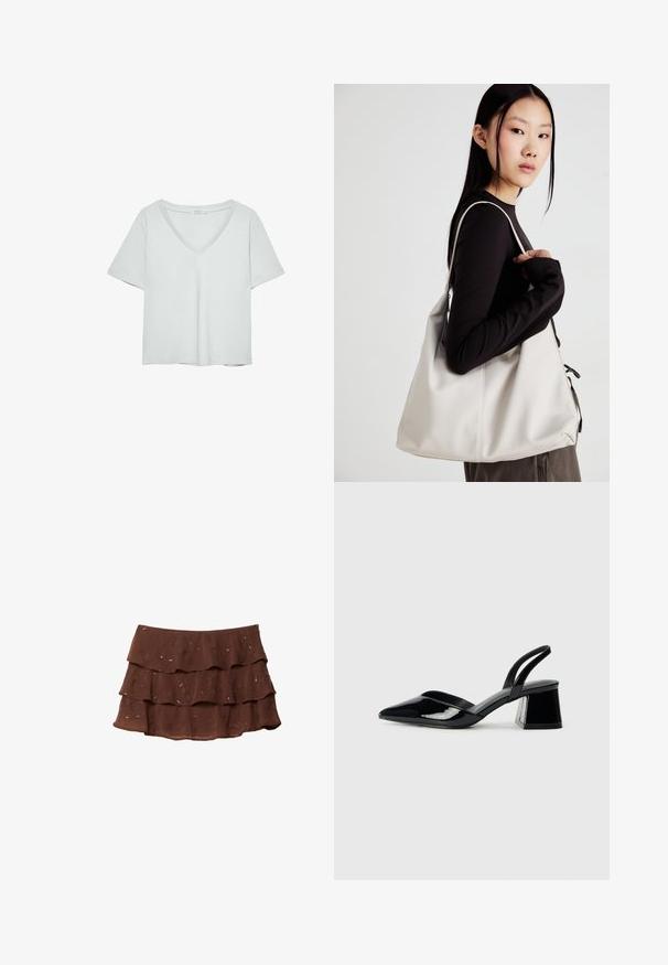 Lys grå kortærmet T-shirt med V-hals, lavet af blødt materiale; den har en afslappet pasform og ren syning uden mønstre.; Brun, lagdelt nederdel med tre volanger, lavet af let stof med blomsterprint og metalliske detaljer. Design med regulær talje.; Sorte patentlæder slingback hæle med spids tå og en geometrisk blok hæl. Har et elegant, minimalistisk design og en glat tekstur.; Beige håndtaske lavet af blødt materiale med et slouchy design, stikninger og to skulderremme. Velegnet til daglig brug.