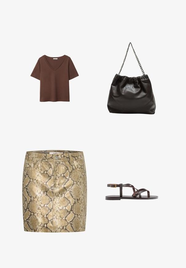 Rjava bombažna majica s kratkimi rokavi in globokim V-izrezom. Preprost dizajn, mehak material in raven rob. Brez vzorcev ali dekorativnih elementov.; Mini krilo z vzorcem kače, ki se blešči v odtenkih zlata in bež. Ima gumbno zapiranje in sprednje žepe. Teksturirana površina.; Rjav usnjen sandal z načinom prečnega črta, zaklepom okoli gležnja in ravnim podplatom z minimalnimi šivi.; Rjava usnjena torba z nabranim vrhom in verižnim trakom. Gladka tekstura z sijajno površino in subtilnimi šivi na straneh.
