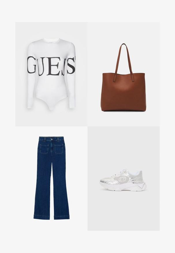 Hvit langermet bodysuit laget av elastisk materiale, med en stor svart "GUESS" logo over brystet og på ermene.; Jeans i mørkeblå denim med vide ben, glatt tekstur, fem lommer og knappland i midjen.; Sølv sneakers med et mønstret glans, som har en mesh-overdel, hvite lisser og en solid hvit såle med teksturerte detaljer.; Brun lær tote veske med en jevn tekstur, åpen toppdesign og to skulderstropper. Har minimal søm og ingen synlige spiker.