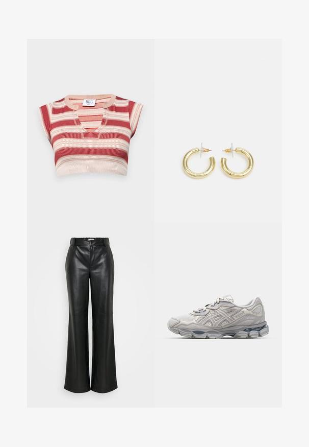 Pruhovaný crop top v červené a krémové barvě, s V-výstřihem a krátkými rukávy. Vyrobeno z žebrovaného úpletu s texturovaným povrchem.; ONLY Tall ONLSMOOTH WIDE - Kalhoty - black; Šedá sportovní obuv s vrchní částí z síťoviny a syntetickými detaily, která má polstrovanou podrážku a texturované akcenty po stranách.; Zlaté kruhové náušnice s hladkým, lesklým povrchem. Kruhový design s malým kolíčkem a průhledným záznamem pro bezpečné nošení.