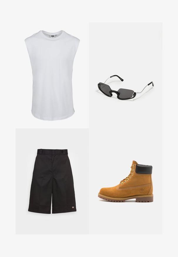 Canottiera bianca senza maniche in cotone. Tessuto liscio con scollatura rotonda e orlo dritto. Senza grafiche o dettagli aggiuntivi.; Pantaloni corti neri in cotone con taglio dritto, lunghi fino al ginocchio, caratterizzati da un logo del marchio ben visibile sull'orlo e una trama liscia.; Stivale alla caviglia in suede tan con collare imbottito nero, occhielli in metallo dorato, dettagli in cucitura bianca e suola in gomma robusta con battistrada pronunciato.; Occhiali da sole neri con una forma a scudo unica, dotati di lenti scure e sottili braccia in metallo argentato. La montatura presenta accenti arrotondati e un design audace.