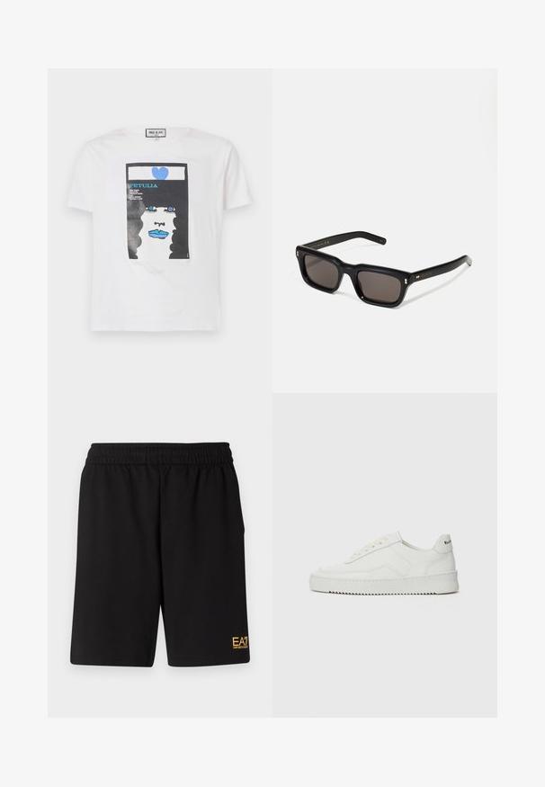 Bílá bavlněná tričko s grafickým potiskem obličeje s černými kudrnatými vlasy, modrými rty a modrým srdcem, včetně textových prvků.; Černé sportovní šortky vyrobené z měkké látky, s elastickým pasem a malým žlutým logem EA7 na dolní části levé nohy.; Bílé kožené tenisky s hladkým povrchem, kulatou špičkou, plochými tkaničkami a texturovanou podrážkou. Na patě se nachází nenápadné logo.; Černé obdélníkové sluneční brýle s tmavými skly, silným plastovým rámem, zlatými akcenty na spáncích a vyrytým logem značky na nožičce.