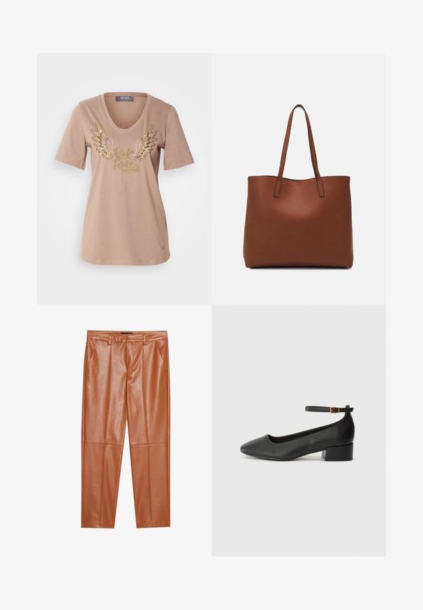 T-shirt de algodão bege claro com mangas curtas, decote em V e gráfico metálico de asas com o texto "Rock & Roll" em dourado e prateado.; Calças de couro sintético castanho com um corte ajustado, apresentando pregas frontais e pernas retas. Textura suave sem acessórios ou detalhes visíveis.; Sandal de pele preta com bico pontiagudo e um salto bloco baixo. Apresenta uma tira no tornozelo com uma fivela em tom dourado. Textura suave.; Bolsa tote de couro castanho com uma textura suave, design de abertura superior e duas alças para o ombro. Apresenta costura mínima e sem hardware visível.