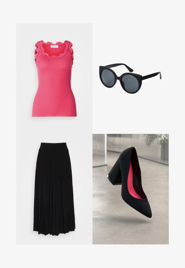 Rosemunde BABETTE U NECK - Top - pink berry; Črna plisirana krila z visokim, raztegljivim pasom. Narejeno iz mehke tkanine, z navpičnimi plisami za lahkotno silhueto.; Črne visoke petke z nazobčanim prstom, teksturirano površino in živahnimi rožnatimi notranjimi deli. Imajo robustno peto z srebrnim akcentom.; Črne očalke z velikimi okvirji in obliko mačjih oči, temnim toniranim lečami in sijajnim plastičnim okvirjem. Imajo debele temple za podporo.