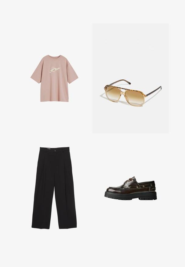 Støvet lyserød oversized t-shirt lavet af blødt bomuld, med et subtilt grafisk design på forsiden. Korte ærmer og rund halsudskæring.; Sorte bukser med bred benvidde lavet af glat stof, med flad talje, frontfolder og en enkelt knaplukning.; Brune lædersko til båd med gummisål, der har stikninger, metaløjer og snørebåndsdesign. Kraftig, let konstruktion.; Skildpaddefarvede solbriller med rektangulær ramme, brune gradientlinser og slanke sorte stænger med diskrete logodetaljer.