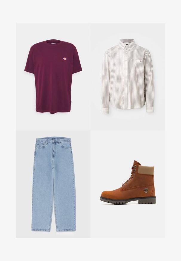 Burgundské bavlněné tričko s kulatým výstřihem, krátkými rukávy a malým vícebarevným logem na hrudi. Hladká textilie, standardní střih.; Bílé košili s dlouhým rukávem a tenkými vertikálními červenými proužky, s náprsní kapsou, na níž je malé červené a modré logo.; Světle modré džíny s rovnými nohavicemi, středním pasem, pěti kapsami a zapínáním na knoflík a zip.; Timberland Šněrovací kotníkové boty - medium orange